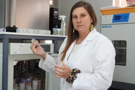 Investigación busca generar fertilizantes inteligentes que nutran cultivos y capturen carbono marcela-calabi