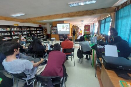Investigación del Campus Los Ángeles fortalece vínculos científicos y educativos en zonas distantes de la Patagonia